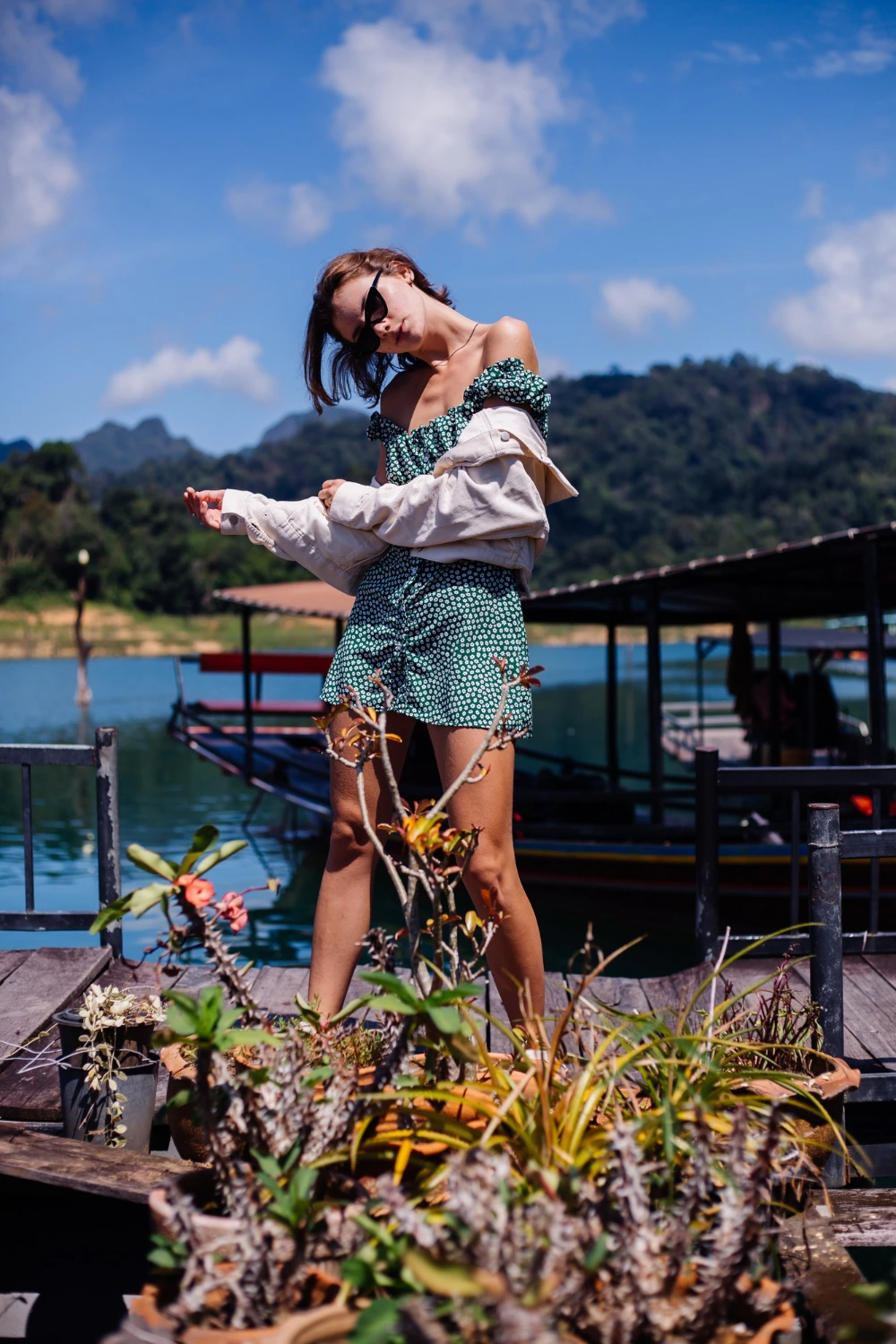 Island boat trip guide